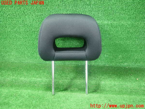 1UPJ-26567070]スカイライン(HR34)助手席ヘッドレスト 中古_m0001.jpg
