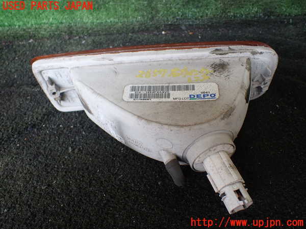 5UPJ-26571160]ハイラックスサーフ(RZN185W)右ウィンカーレンズ 中古_m0003.jpg