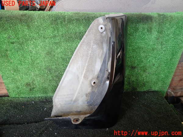 5UPJ-26571454]ハイラックスサーフ(RZN185W)右リアマッドガード(泥除け) 中古_m0002.jpg
