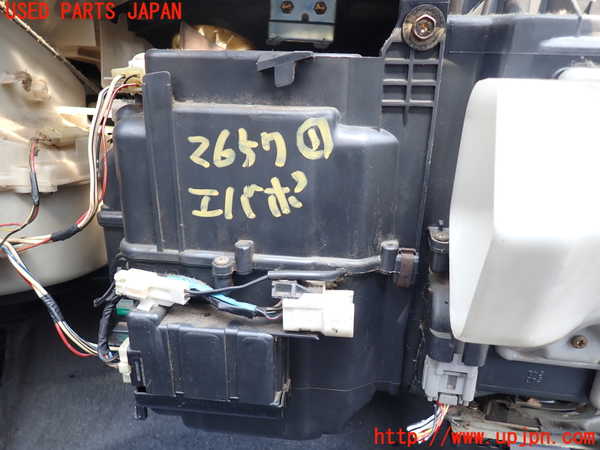 5UPJ-26576081]ハイラックスサーフ(RZN185W)エバポレーター1 中古_m0001.jpg