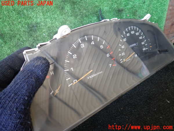 1UPJ-26576170]ハイラックスサーフ(RZN185W)スピードメーター 中古_m0002.jpg