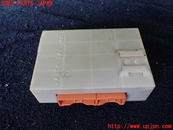 1UPJ-26576146]ハイラックスサーフ(RZN185W)コンピューター1 88650-35070 中古_m0003.jpg