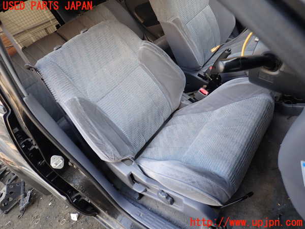 5UPJ-26577035]ハイラックスサーフ(RZN185W)運転席シート 中古_m0001.jpg