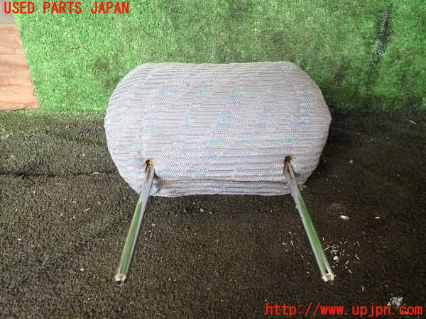 5UPJ-26577070]ハイラックスサーフ(RZN185W)助手席ヘッドレスト 中古_m0003.jpg