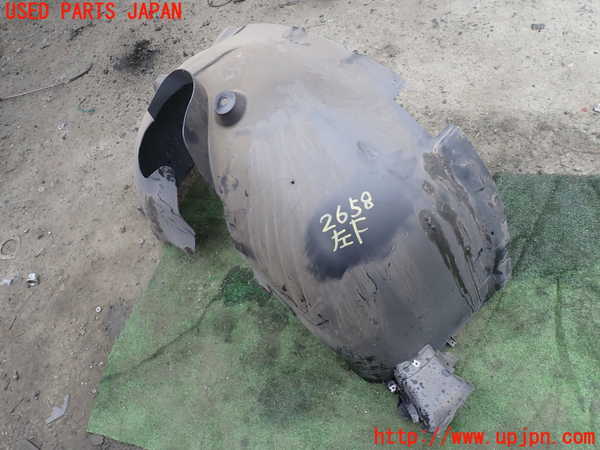 1UPJ-26581092]ポルシェ・カイエン GTS(9PAM4801G)左前フェンダーライナー 中古_m0001.jpg
