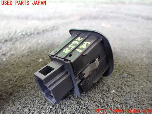 1UPJ-26586309]ポルシェ・カイエン GTS(9PAM4801G)スイッチ4 (メーター照度調整) 中古_m0002.jpg