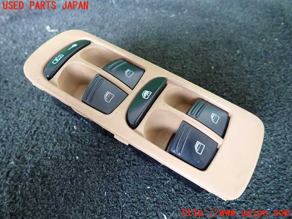 1UPJ-26586240]ポルシェ・カイエン GTS(9PAM4801G)右前パワーウィンドウスイッチ 中古_m0001.jpg