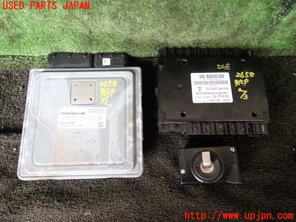 1UPJ-26586110]ポルシェ・カイエン GTS(9PAM4801G)エンジンコンピューター ジャンク部品取り_m0001.jpg