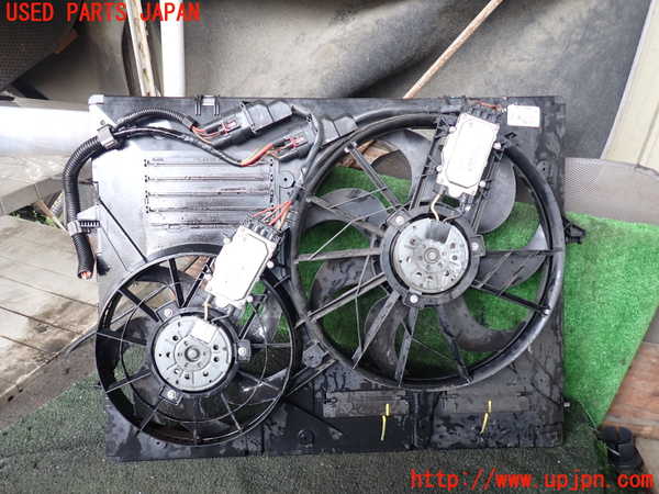 1UPJ-26586836]ポルシェ・カイエン GTS(9PAM4801G)電動ファン1 中古_m0002.jpg