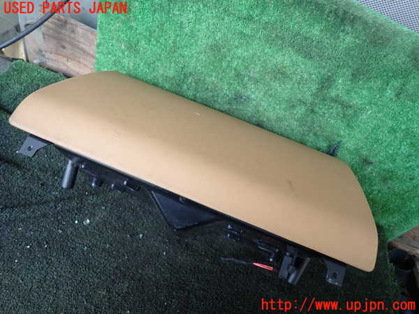 1UPJ-26587516]ポルシェ・カイエン GTS(9PAM4801G)グローブボックス1 中古_m0003.jpg