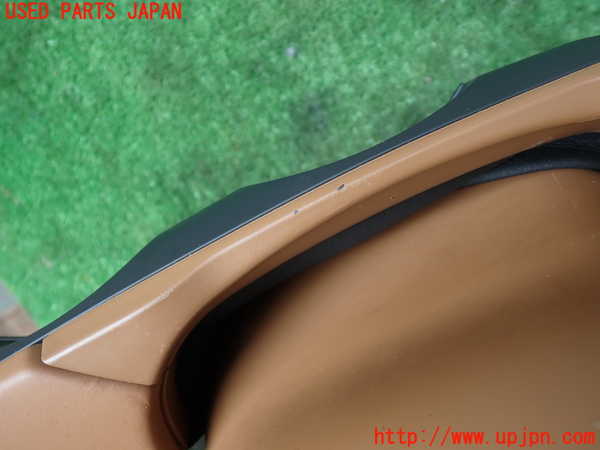 1UPJ-26587905]ポルシェ・カイエン GTS(9PAM4801G)コラムカバー 中古_m0002.jpg