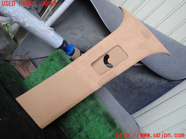 1UPJ-26587665]ポルシェ・カイエン GTS(9PAM4801G)右センターピラートリム 中古_m0001.jpg