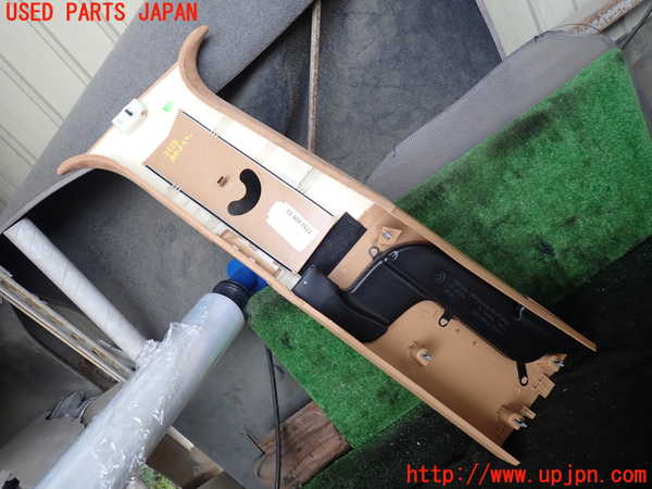 1UPJ-26587665]ポルシェ・カイエン GTS(9PAM4801G)右センターピラートリム 中古_m0004.jpg