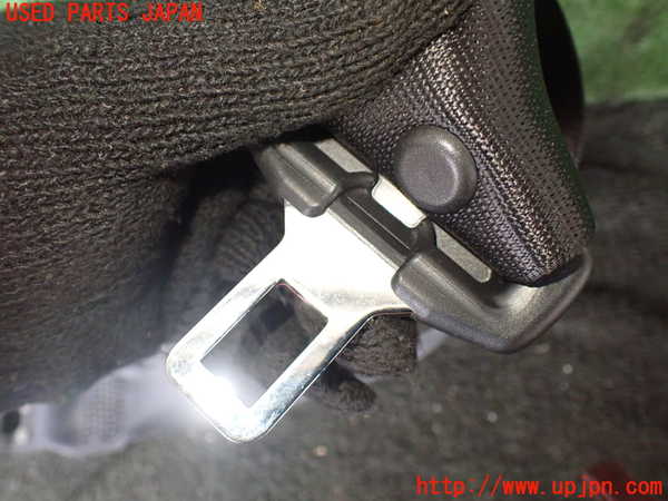 1UPJ-26587045]ポルシェ・カイエン GTS(9PAM4801G)運転席シートベルト 中古_m0002.jpg