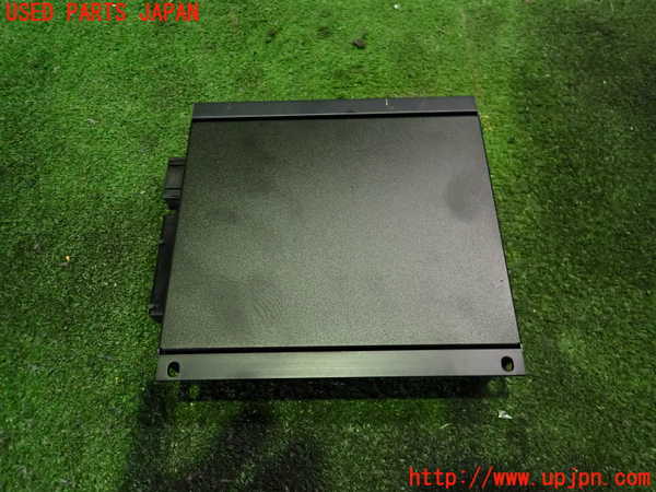 2UPJ-26606525]ポルシェ・ボクスター(986K)アンプ 中古_m0002.jpg