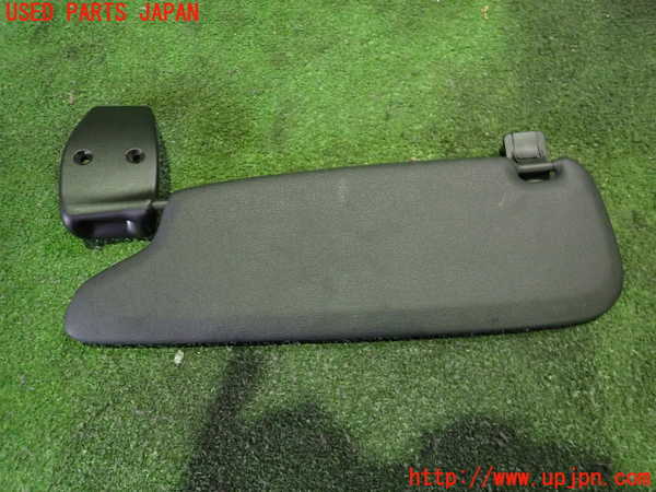 5UPJ-26607625]ポルシェ・ボクスター(986K)室内サンバイザー右側 中古_m0001.jpg