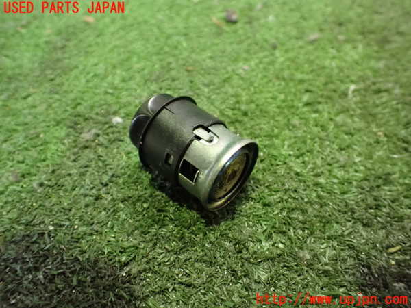 2UPJ-26607815]ポルシェ・ボクスター(986K)シガライター 中古_m0002.jpg