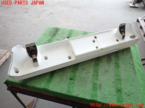 2UPJ-26611520]ハイラックスサーフ(RZN185W)リアスポイラー 中古_m0003.jpg