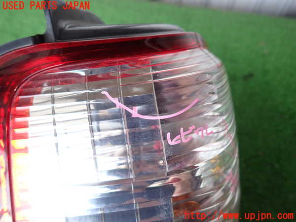 2UPJ-26611536]ハイラックスサーフ(RZN185W)左テールランプ 中古_m0002.jpg