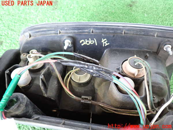2UPJ-26611536]ハイラックスサーフ(RZN185W)左テールランプ 中古_m0004.jpg