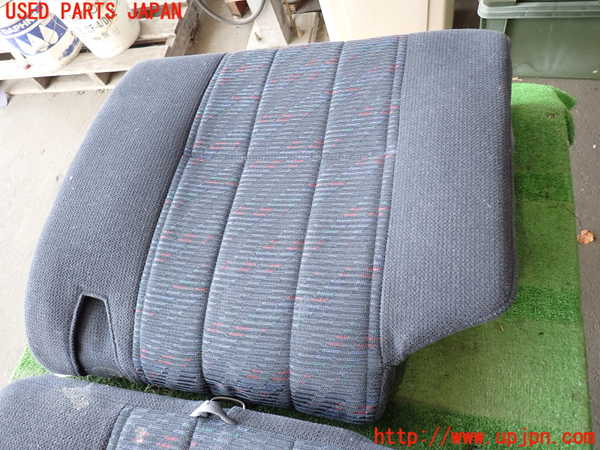 5UPJ-26617435]ハイラックスサーフ(RZN185W)左リアシート 中古_m0004.jpg