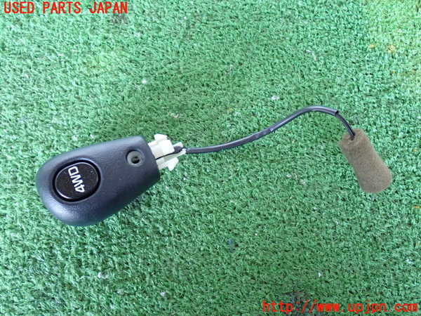 5UPJ-26617570]ハイラックスサーフ(RZN185W)シフトノブ 中古_m0002.jpg