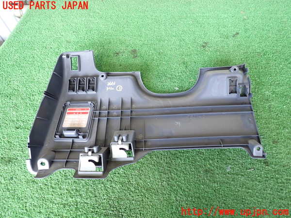 2UPJ-26617691]ハイラックスサーフ(RZN185W)内装トリム類1 中古_m0003.jpg