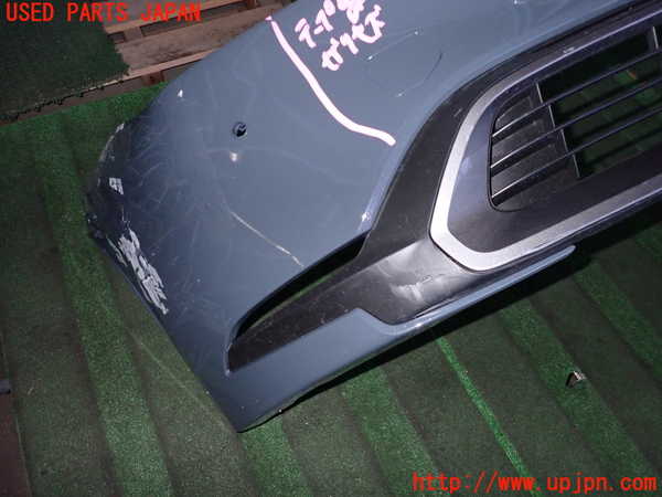 2UPJ-26621010]プリウス(ZVW60)フロントバンパー 中古_m0002.jpg