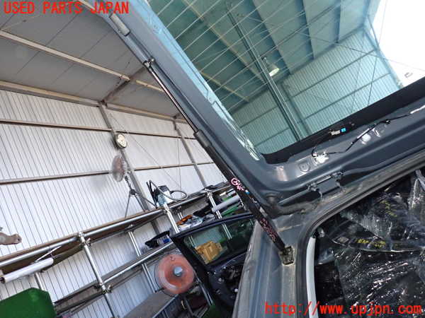 2UPJ-26621584]プリウス(ZVW60)リアゲートダンパー 中古_m0002.jpg