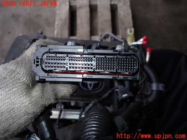 2UPJ-26622010]プリウス(ZVW60)エンジン 2ZR-FXE 【ジャンク品】 中古_m0003.jpg