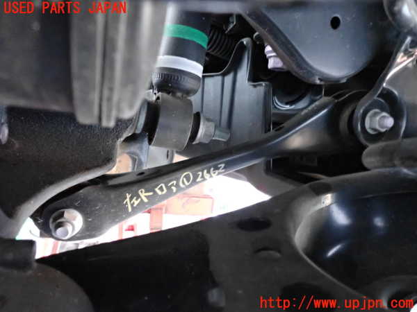 2UPJ-26625226]プリウス(ZVW60)左リアロアアーム1 中古_m0001.jpg