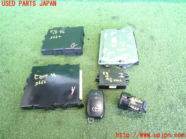 2UPJ-26626110]プリウス(ZVW60)エンジンコンピューター 中古_m0001.jpg