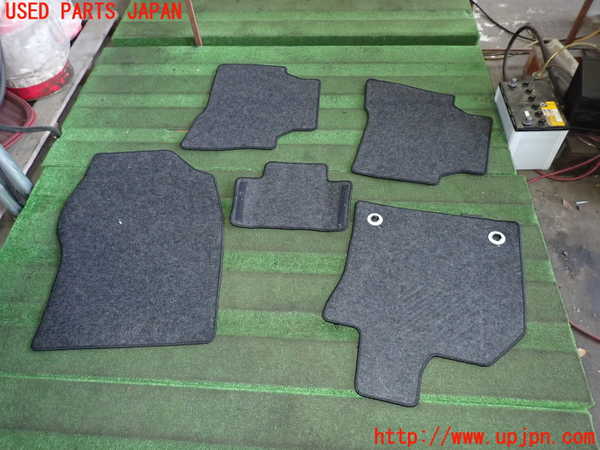 2UPJ-26627800]プリウス(ZVW60)フロアマット 中古_m0004.jpg