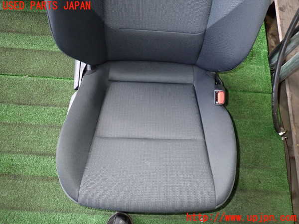 2UPJ-26627035]プリウス(ZVW60)運転席シート 中古_m0002.jpg