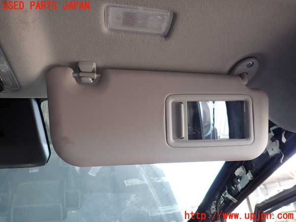 2UPJ-26627625]プリウス(ZVW60)室内サンバイザー右側 中古_m0003.jpg