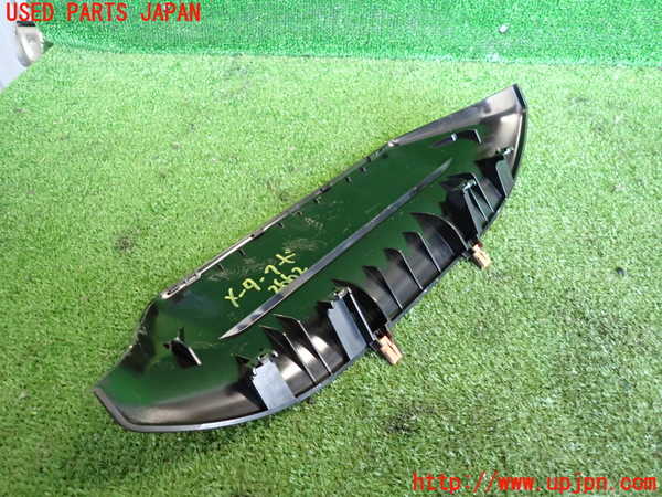 2UPJ-26627510]プリウス(ZVW60)メーターフード 中古_m0002.jpg