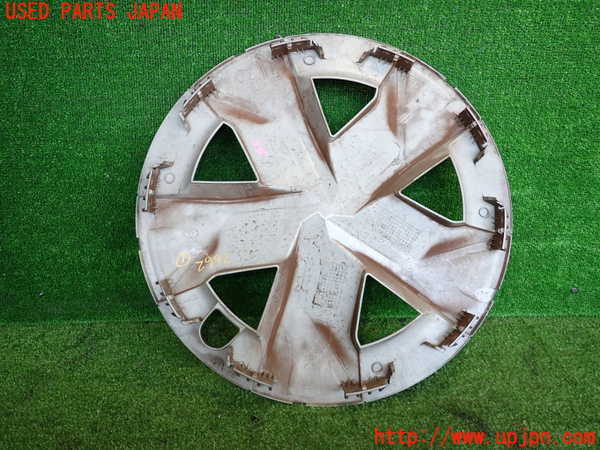 2UPJ-26629426]プリウス(ZVW60)17インチホイールキャップ1枚① 中古_m0005.jpg