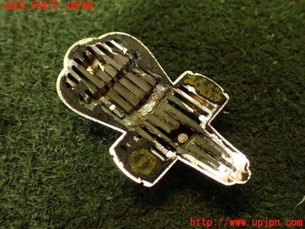 5UPJ-26631631]フィガロ(FK10)エンブレム1 中古_m0004.jpg