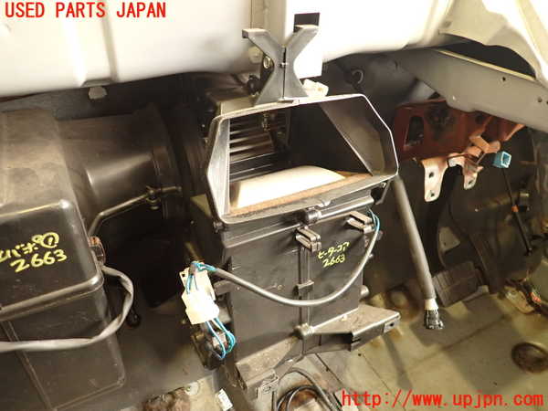 5UPJ-26636100]フィガロ(FK10)ヒーターコア 中古_m0001.jpg