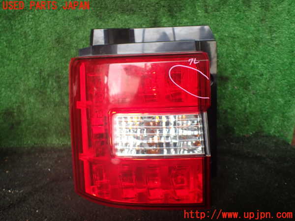 1UPJ-26641536]デリカD：5(CV1W)左テールランプ (1146-378) 中古_m0001.jpg