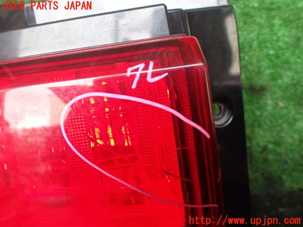 1UPJ-26641536]デリカD：5(CV1W)左テールランプ (1146-378) 中古_m0002.jpg