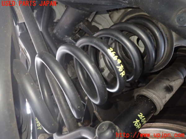 1UPJ-26645100]デリカD：5(CV1W)右リアスプリング 中古_m0001.jpg