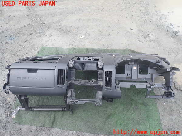 1UPJ-26647505]デリカD：5(CV1W)ダッシュボード 【ジャンク】_m0001.jpg