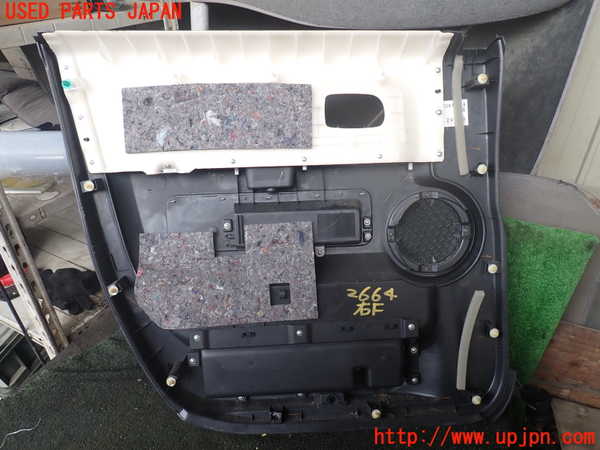1UPJ-26641234]デリカD：5(CV1W)右前ドア内張り 中古_m0004.jpg