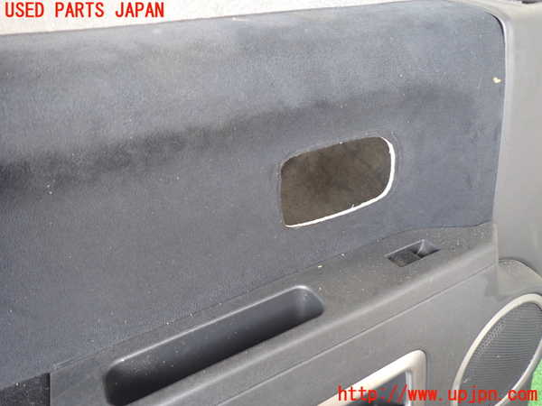 1UPJ-26641264]デリカD：5(CV1W)左前ドア内張り 中古_m0002.jpg