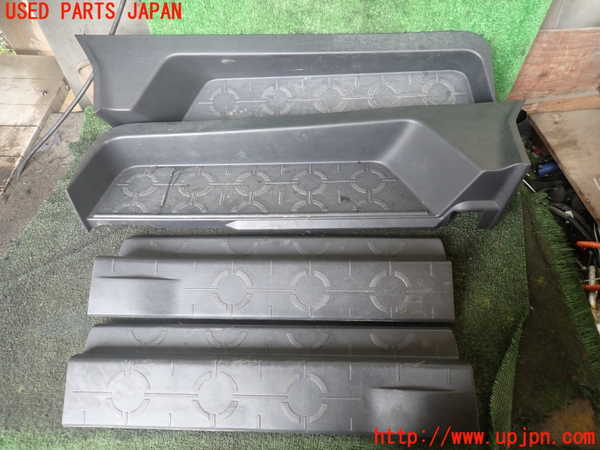 1UPJ-26647740]デリカD：5(CV1W)スカッフプレート 中古_m0001.jpg