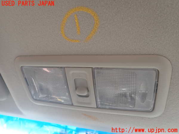 5UPJ-26646411]デリカD：5(CV1W)ルームランプ1 (フロント) 中古_m0001.jpg