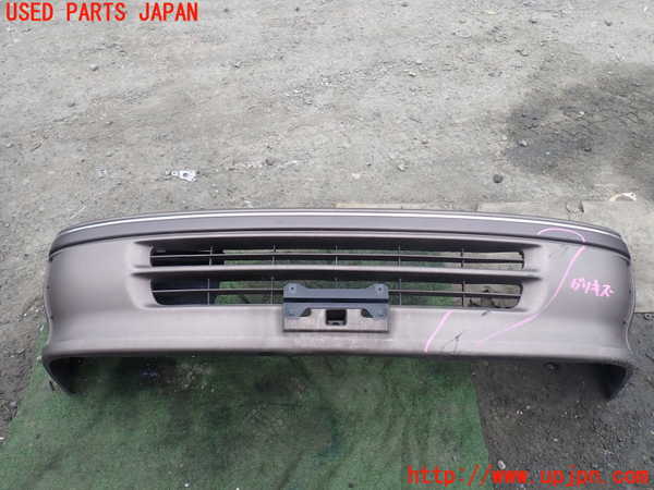 1UPJ-26651010]ハイエースワゴン100系(LH100G)フロントバンパー 中古_m0001.jpg