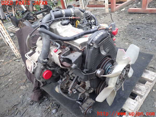 1UPJ-26652010]ハイエースワゴン100系(LH100G)エンジン 2L-TE 中古_m0001.jpg