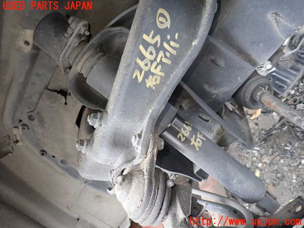 1UPJ-26655060]ハイエースワゴン100系(LH100G)右フロントショックアブソーバー 中古_m0001.jpg